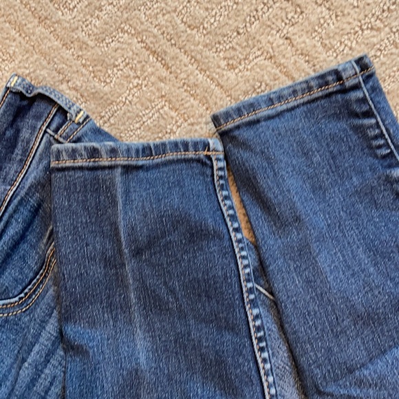 Hollister jegging size 7 - Picture 3 of 6